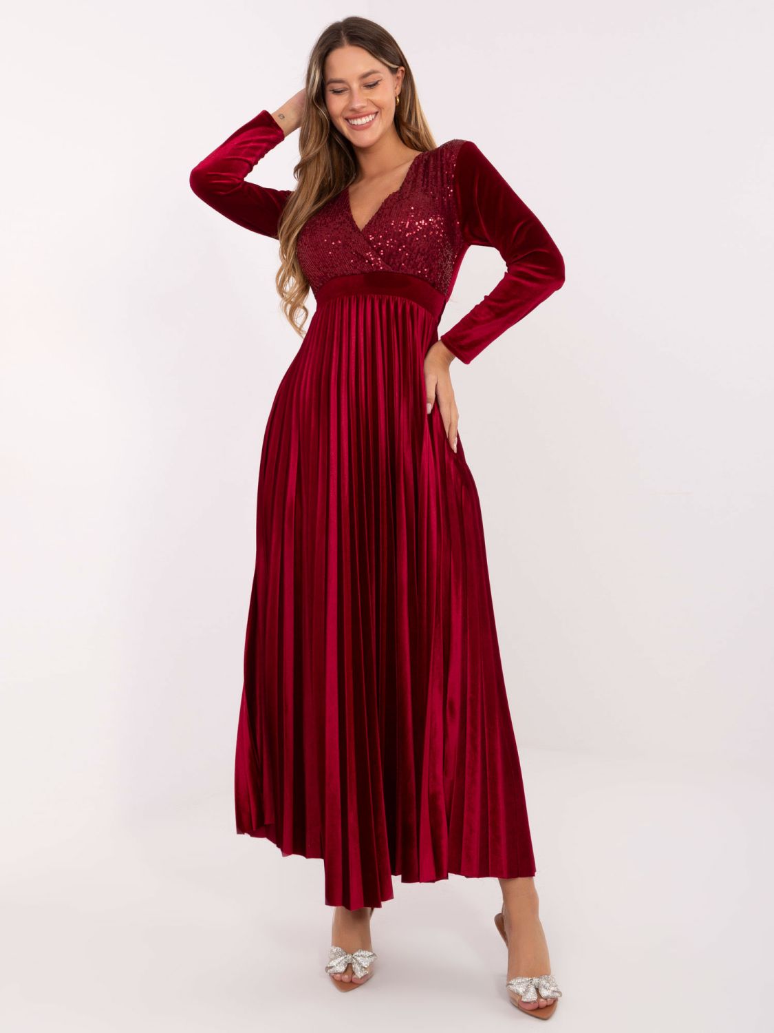 Rochie maxi bordo cu curea și paiete