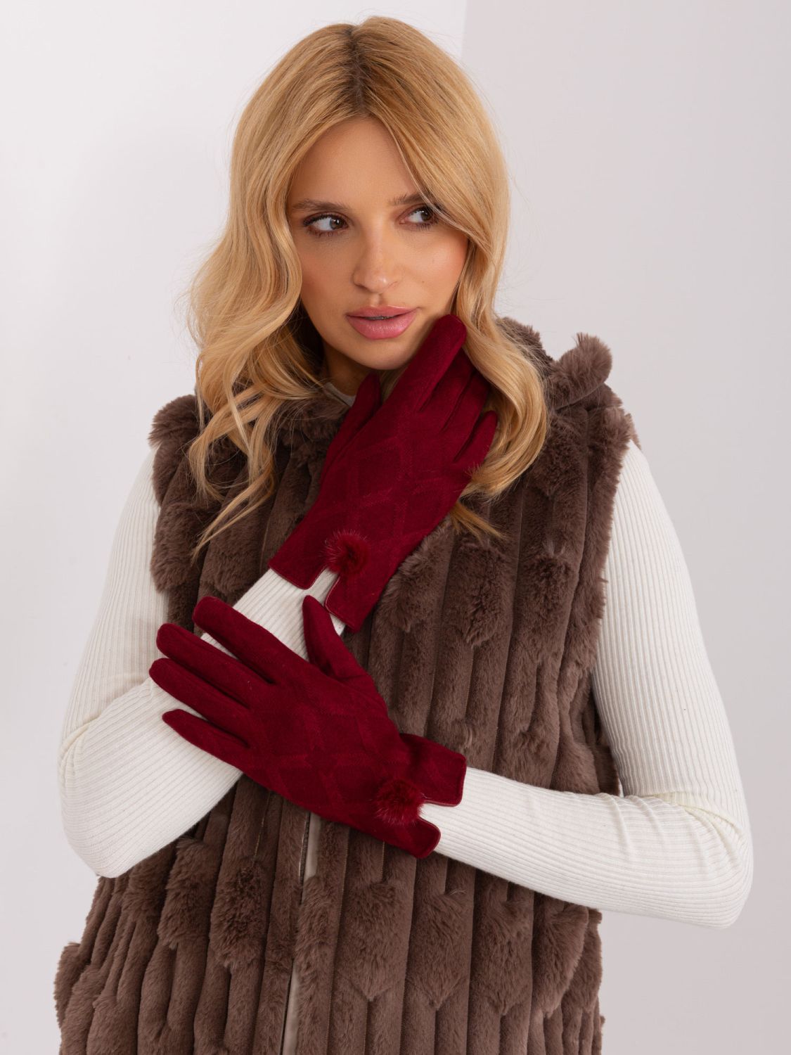 Mănuși elegante cu model geometric