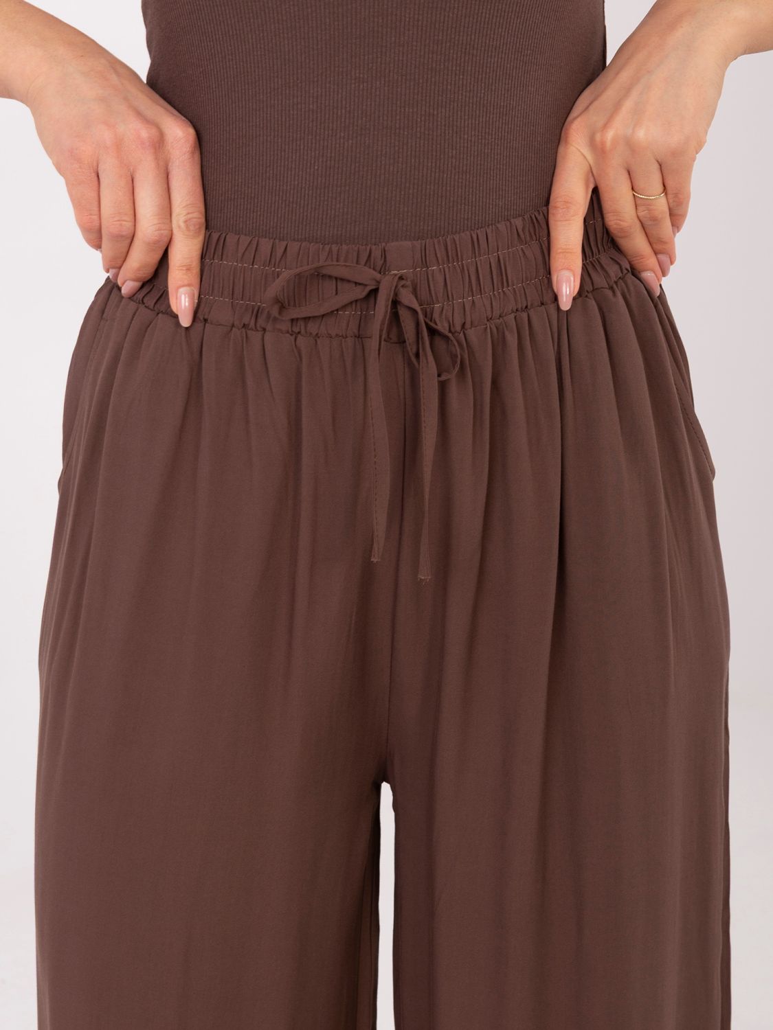 Pantaloni palazzo maro din vâscoză