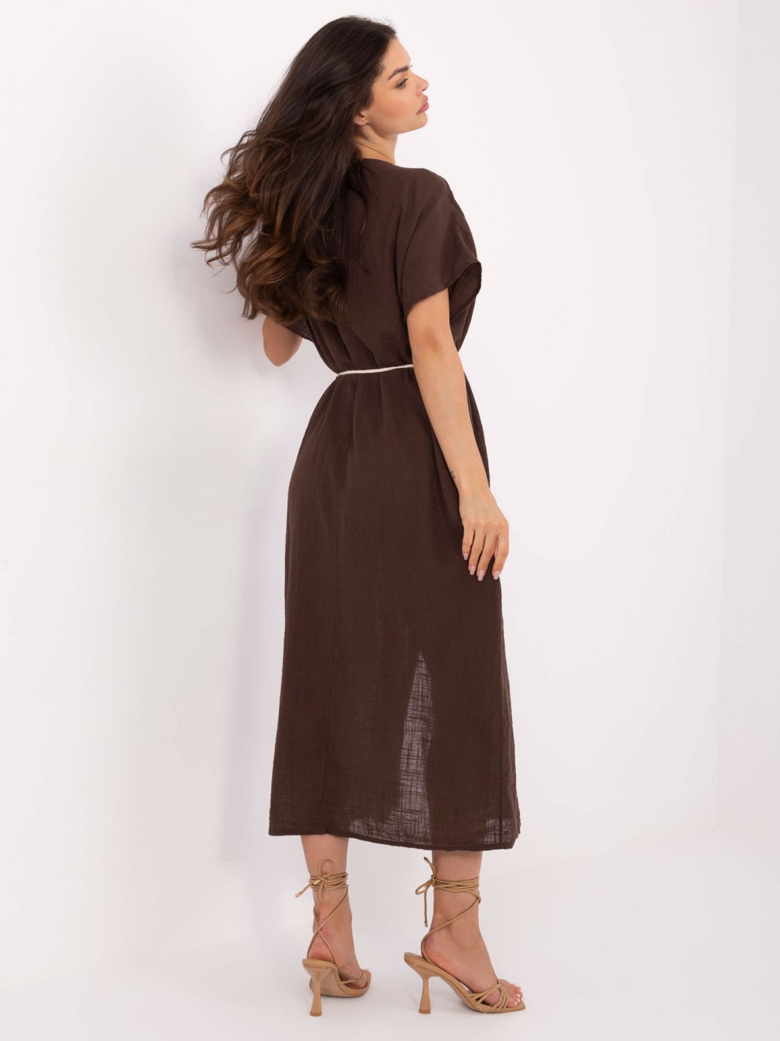 Rochie oversize maro cu mâneci scurte