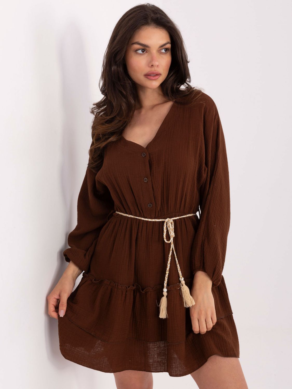Rochie elegantă evazată în culoare maro închis