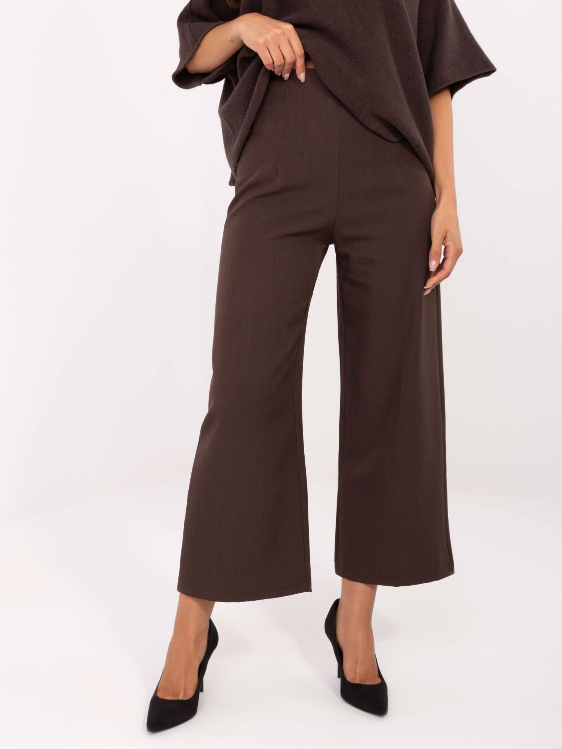 Pantaloni eleganți maro cu talie înaltă