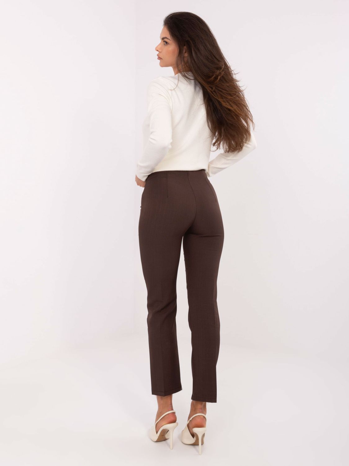 Pantaloni eleganți maro
