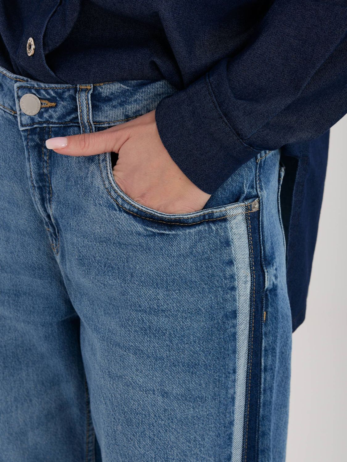 Blugi drepți cu dungi laterale, albastru închis