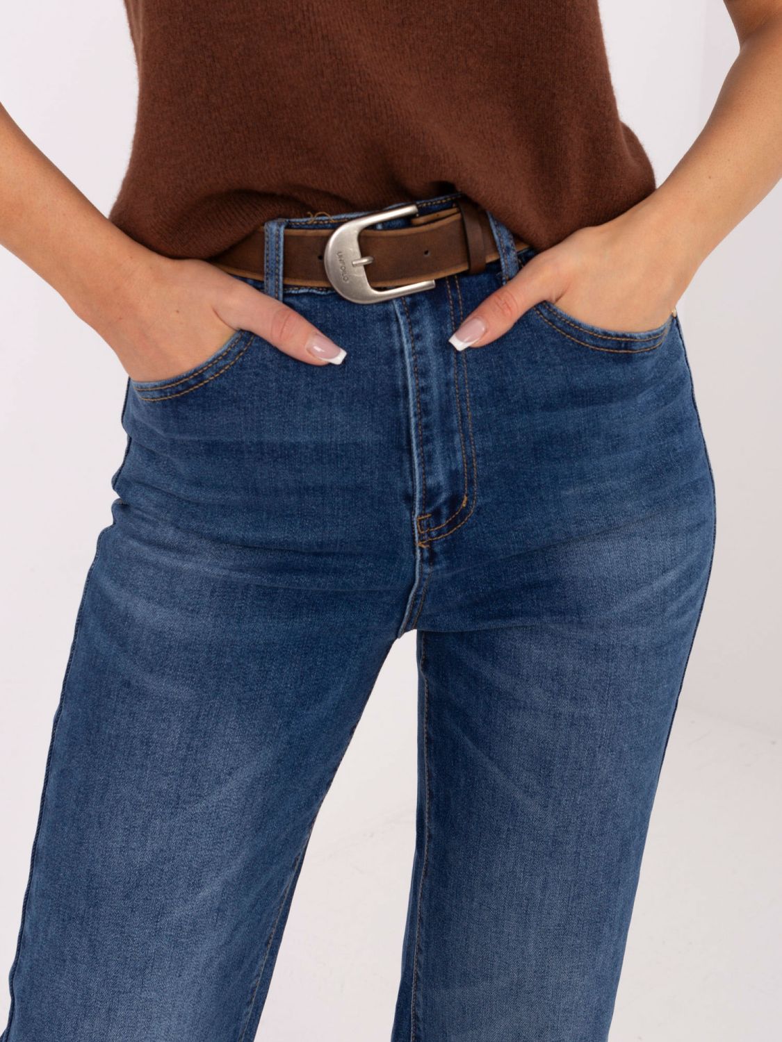 Blugi damă cu croială dreaptă și talie înaltă, albastru închis