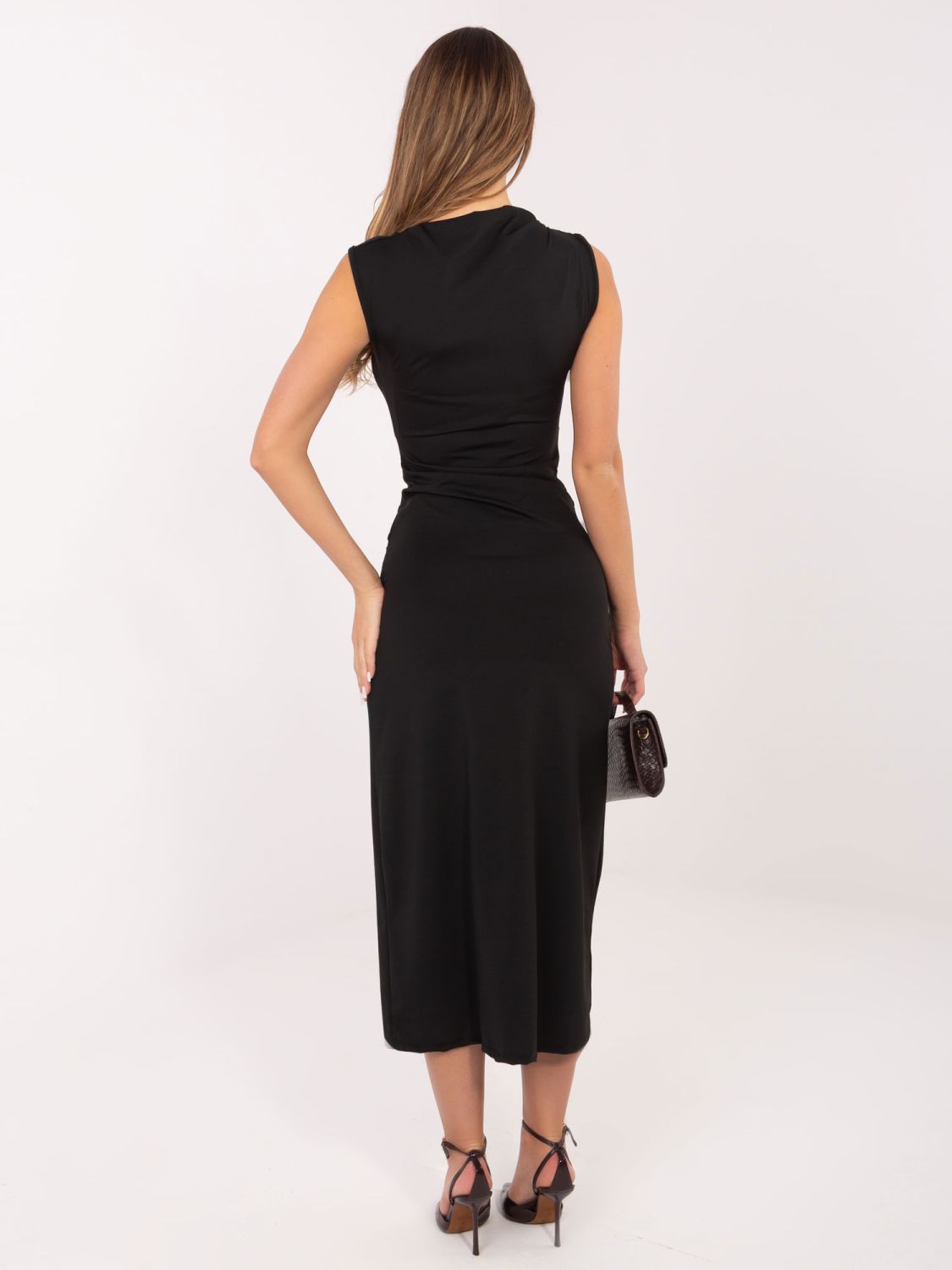 Rochie midi elegantă neagră cu decolteu tip cascadă