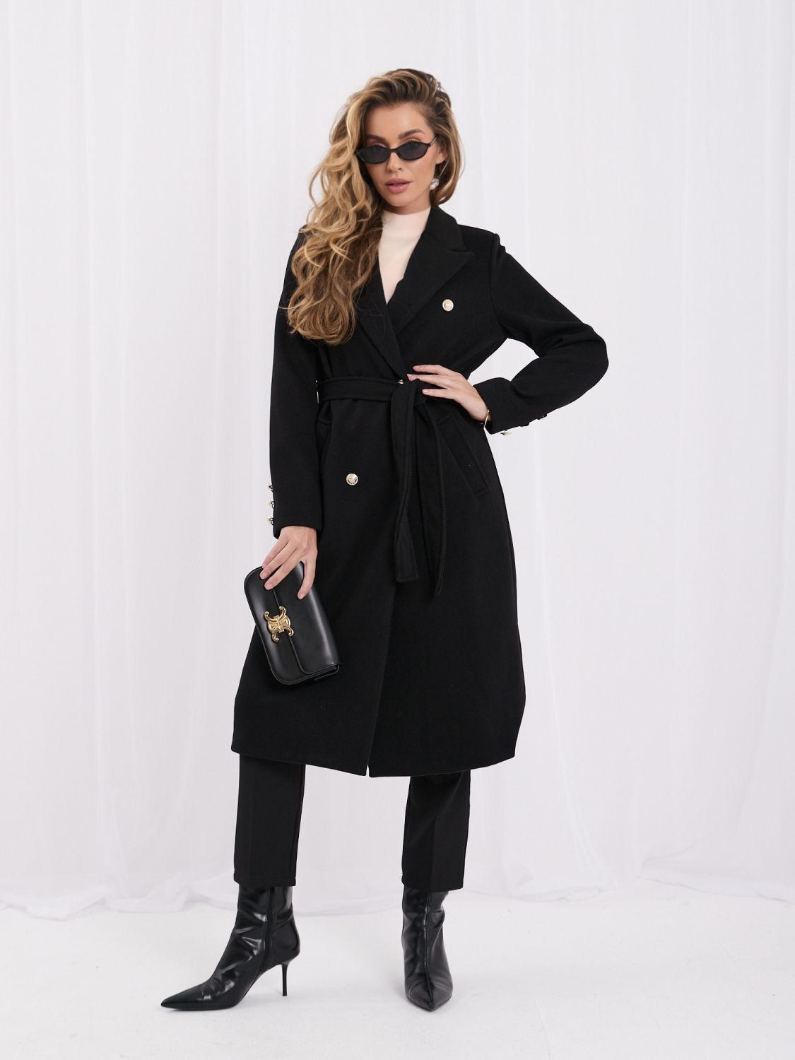 Palton elegant negru de tranziție cu curea