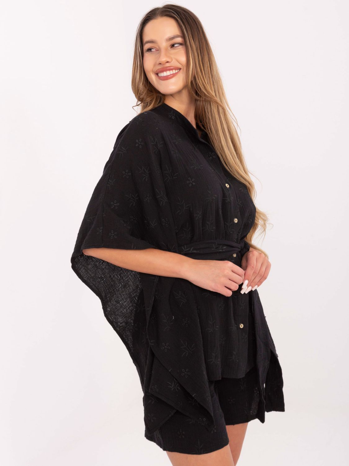 Compleu elegant cu mâneci scurte