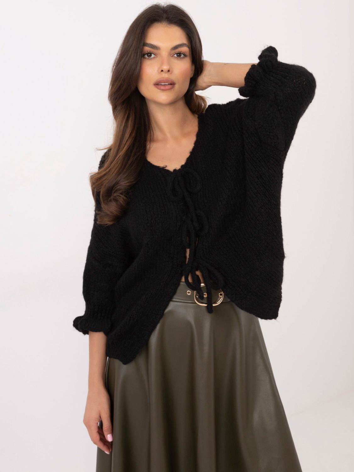 Pulover elegant negru cu mâneci 3/4