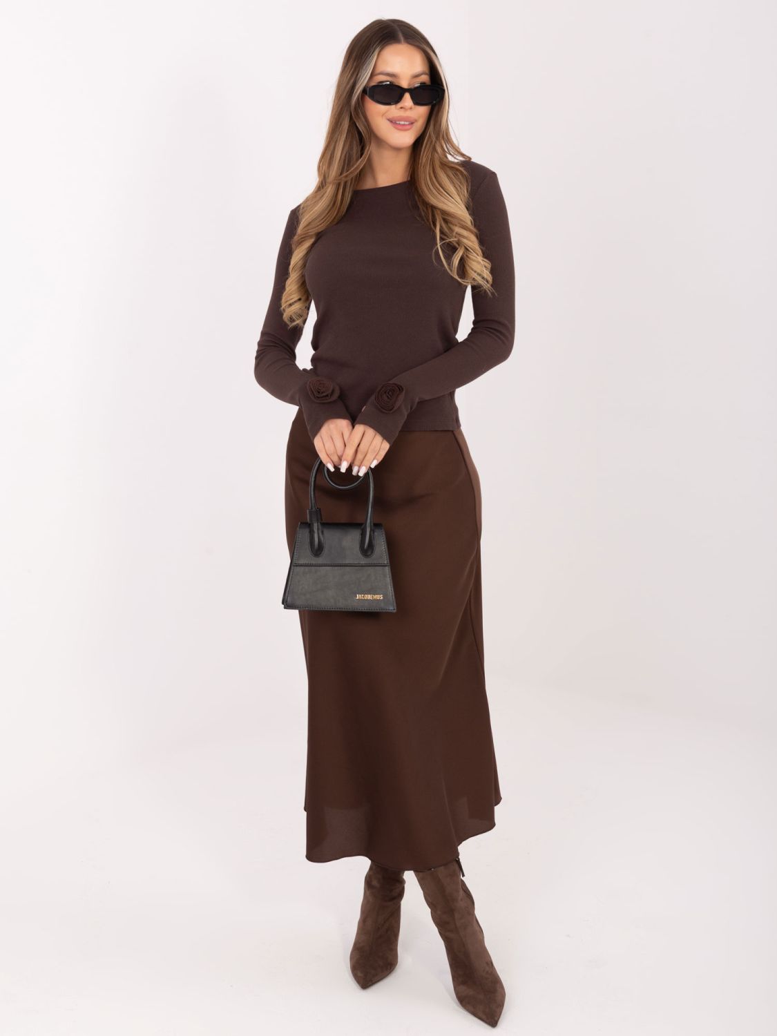 Bluză maro reiată cu mâneci lungi