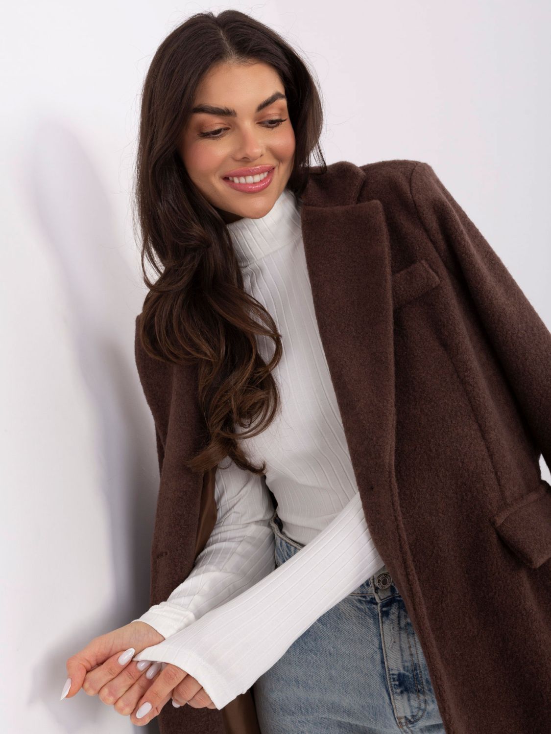 Bluză din bumbac cu guler înalt ecru, cu model în dungi