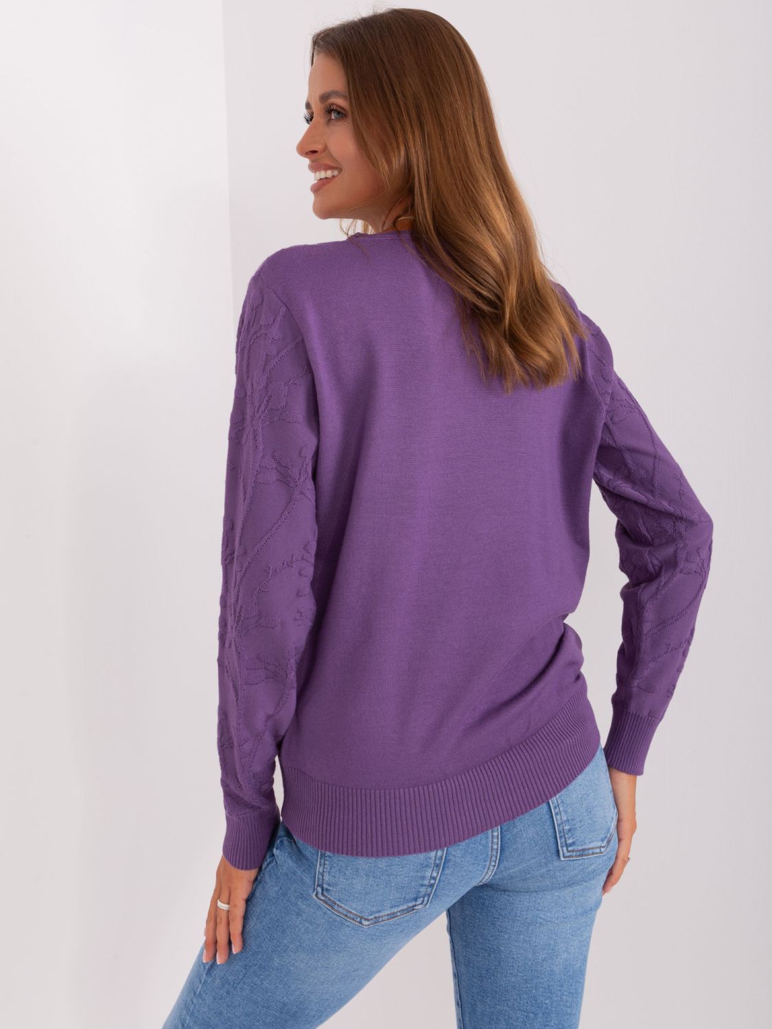 Pulover clasic violet cu decolteu rotund