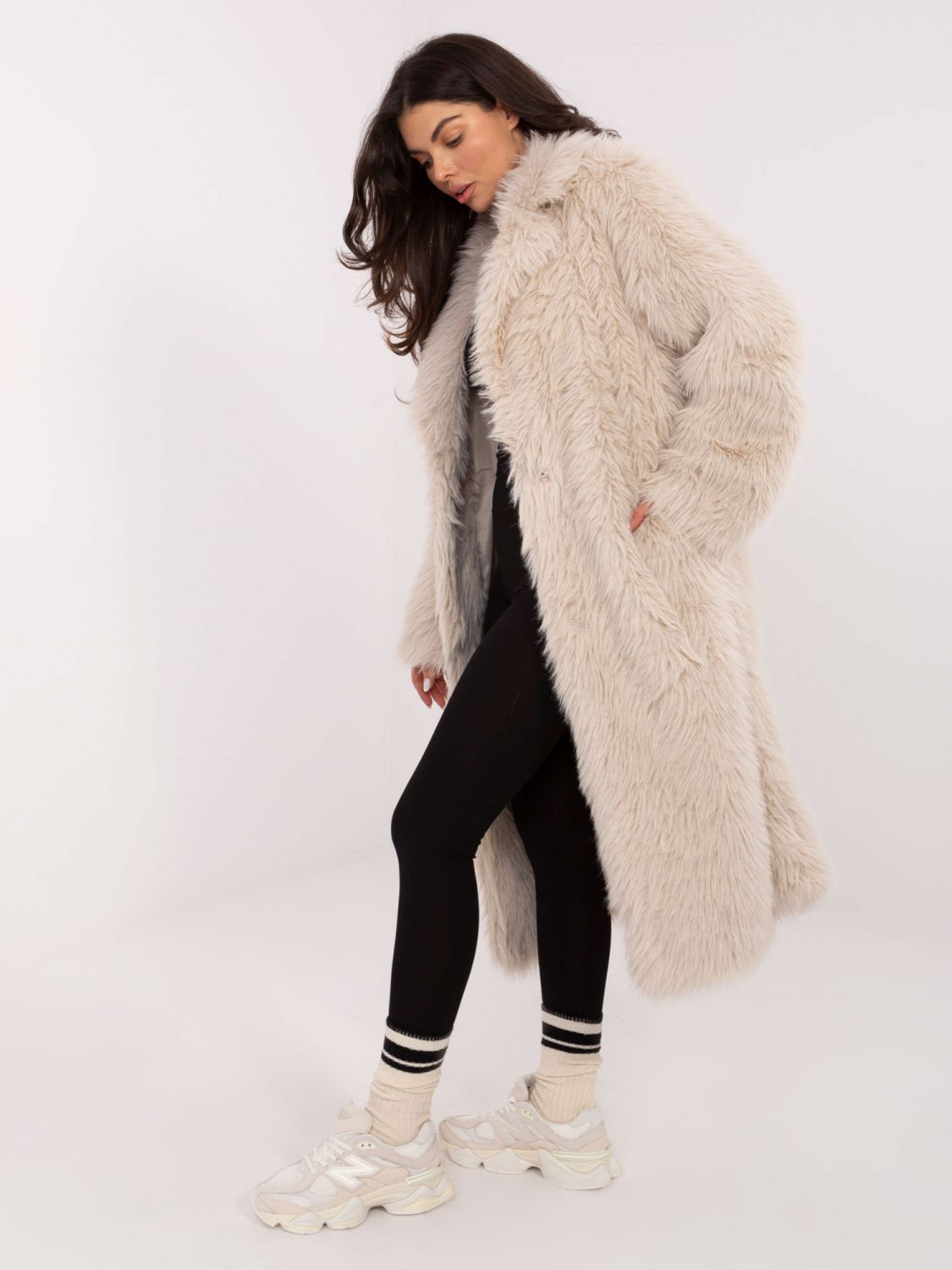 Palton elegant bej deschis cu căptușeală