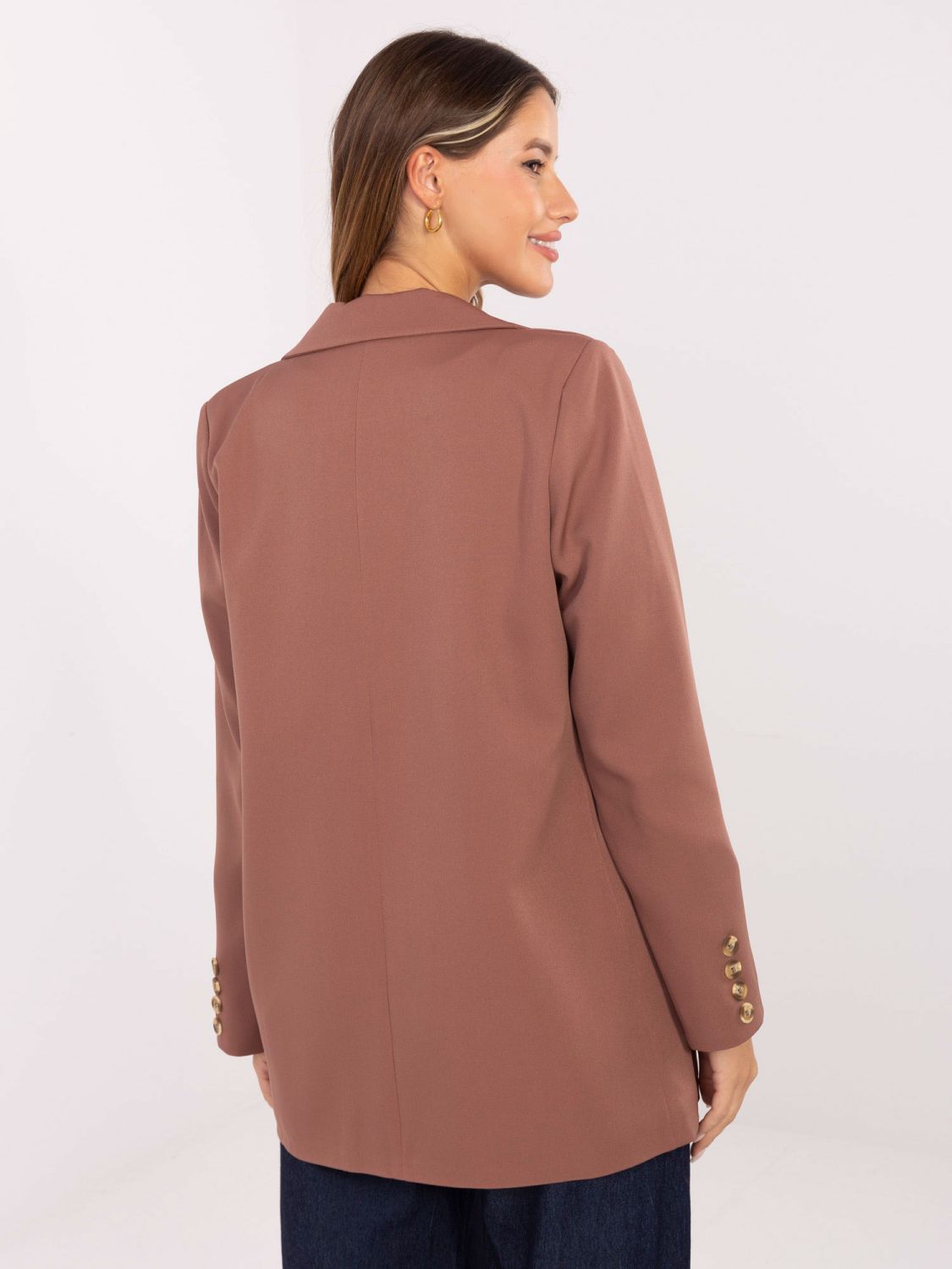 Sacou elegant bej cu căptușeală și buzunare