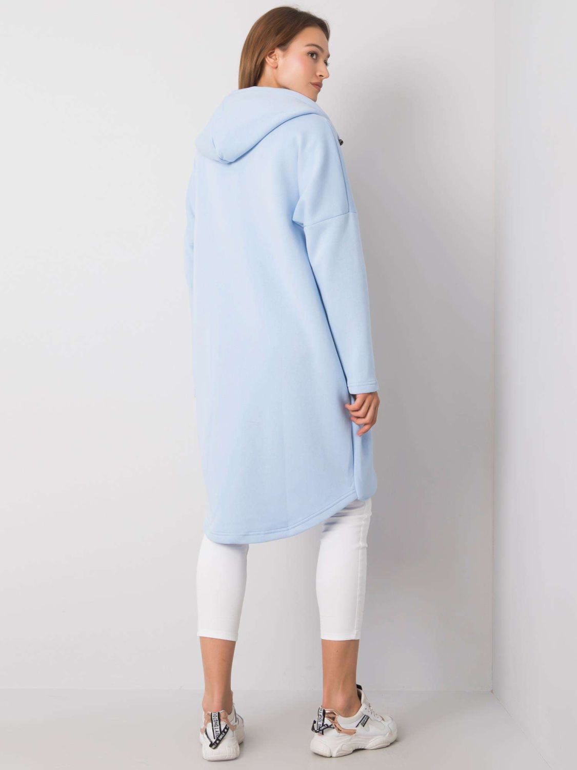 Hanorac lung albastru deschis cu glugă și fermoar