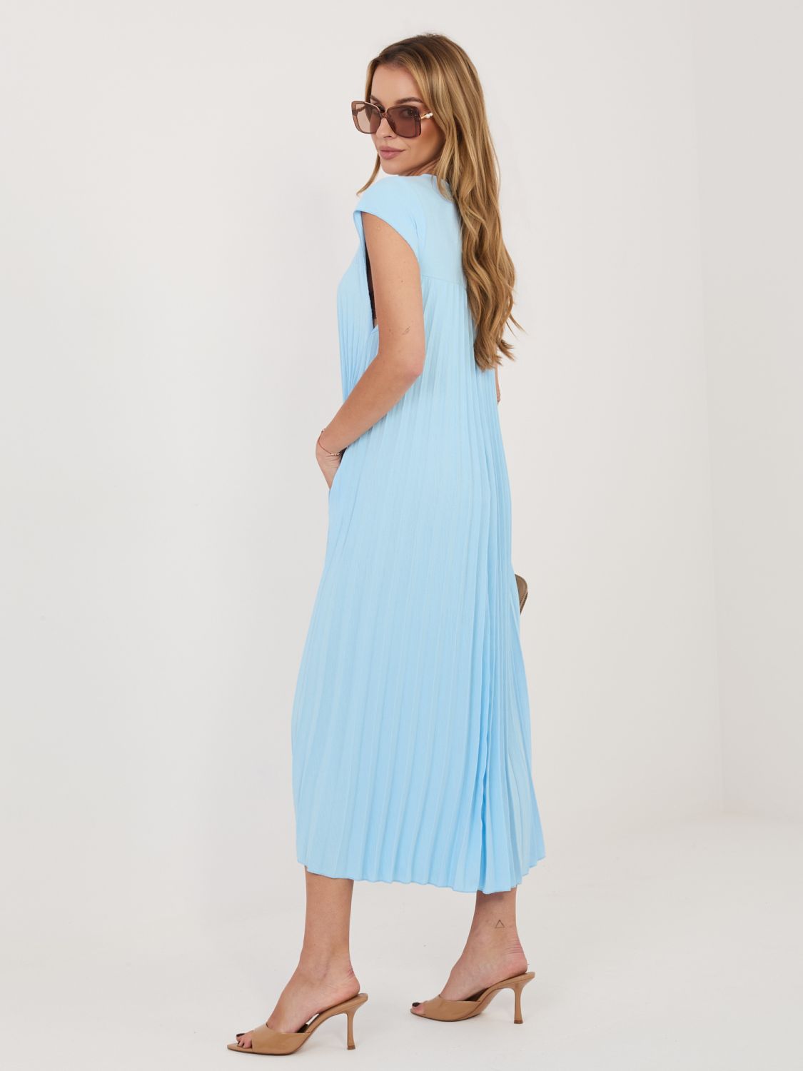 Rochie midi cocktail albastră cu buzunare