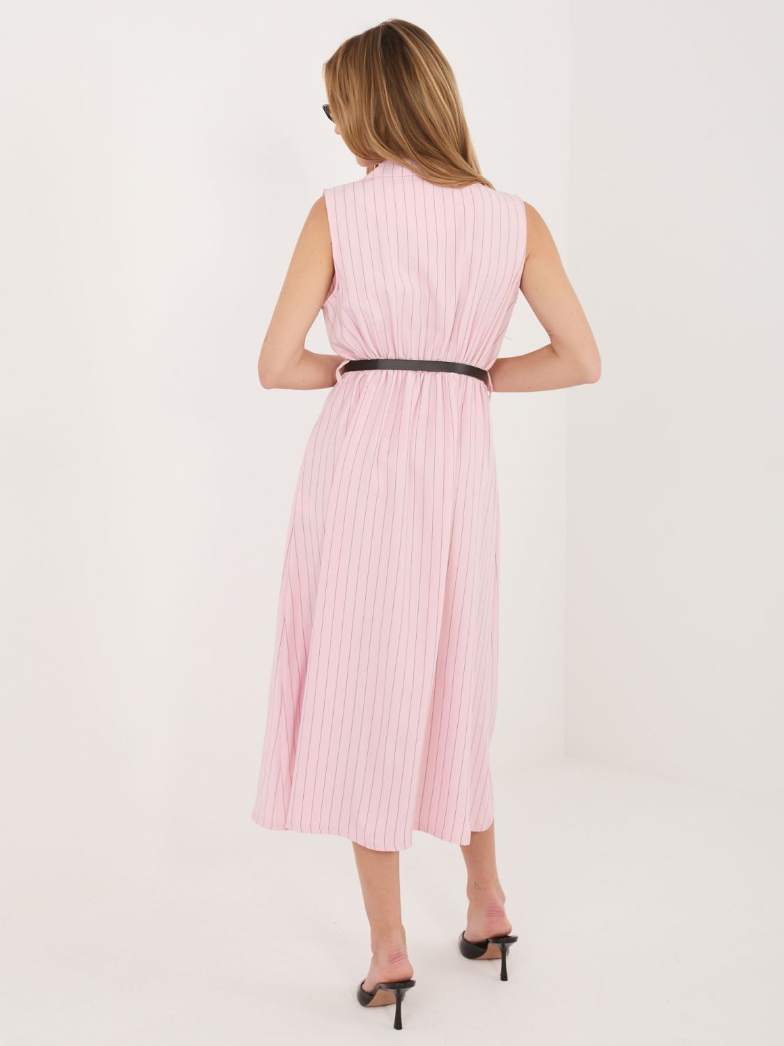 Rochie midi roz elegantă cu curea și guler