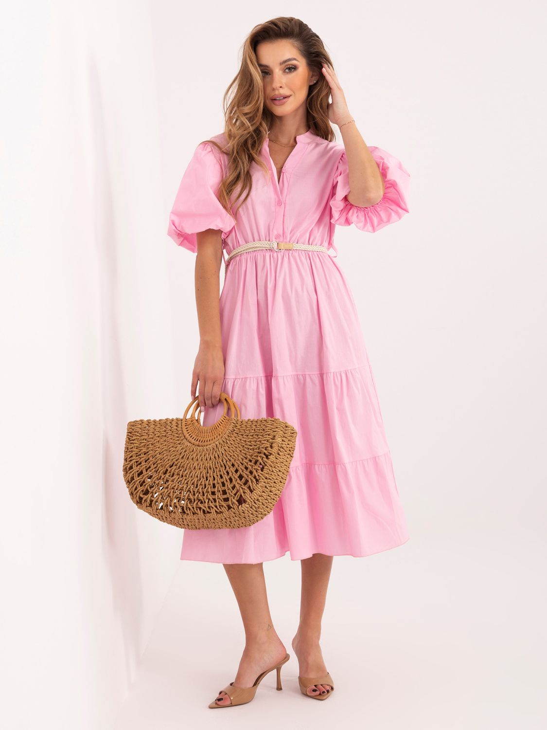 Rochie midi roz evazată cu curea