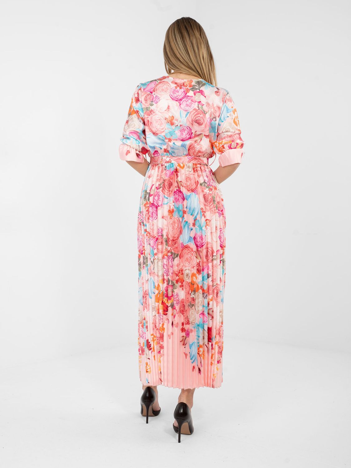 Rochie maxi evazată cu imprimeu floral și curea, roz