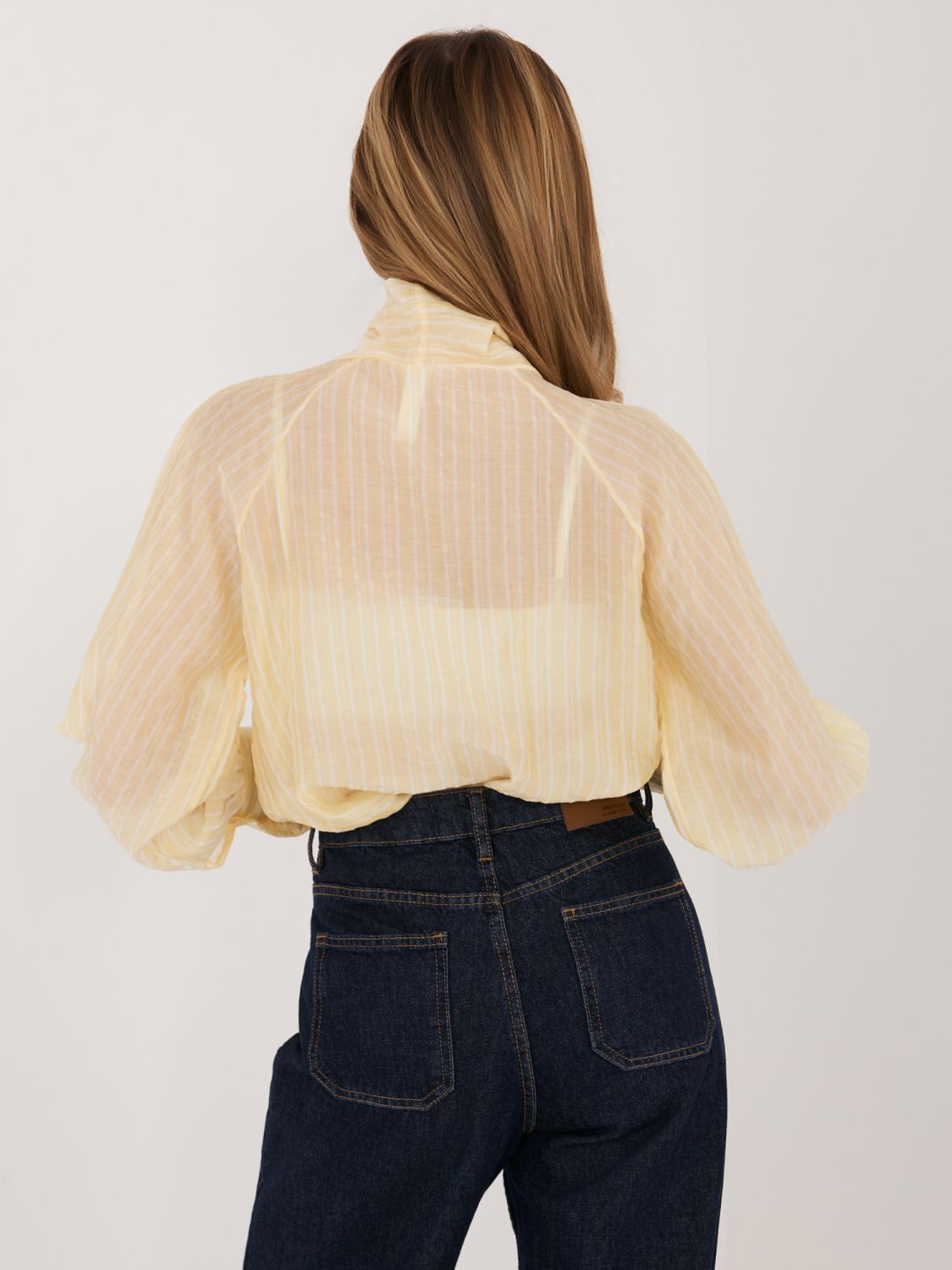 Cămașă galbenă cu dungi și legare