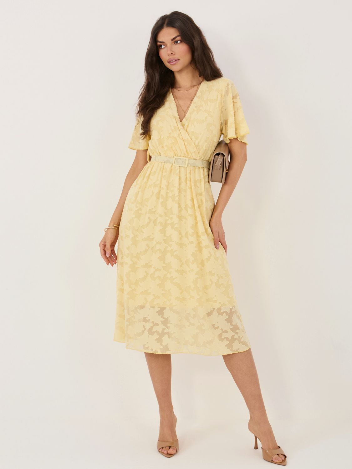 Rochie midi galbenă evazată cu curea