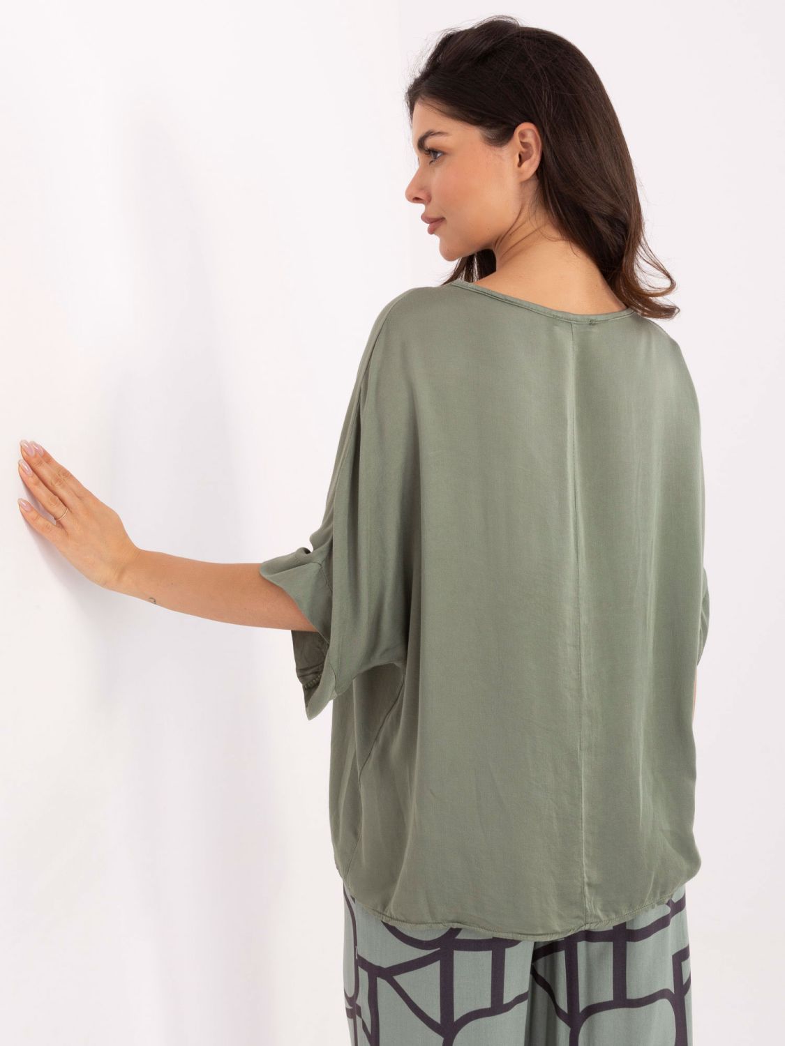 Bluză khaki elegantă cu mâneci 3/4