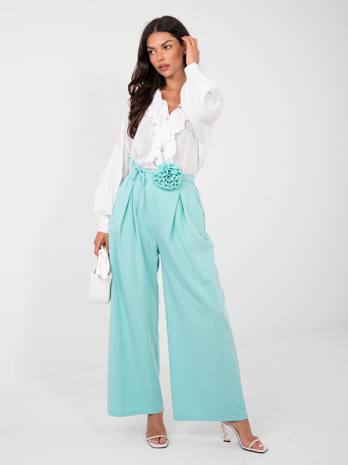 Pantaloni eleganți cu croială largă, culoare mentă