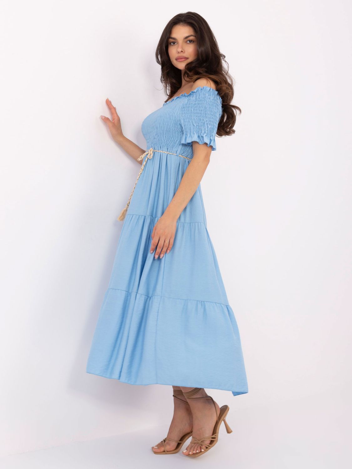 Rochie albastră evazată cu curea