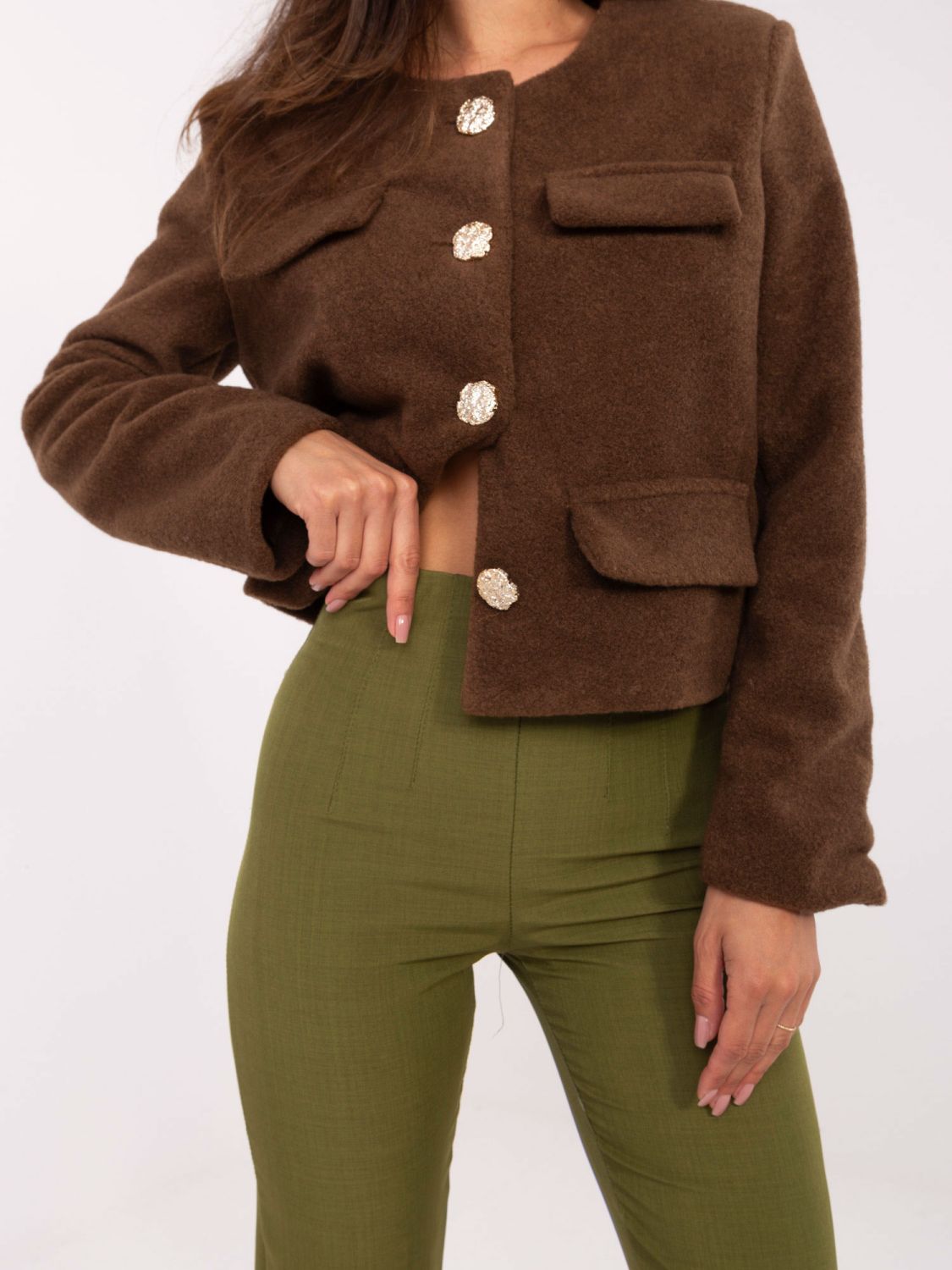 Pantaloni eleganți în culoare măslinie