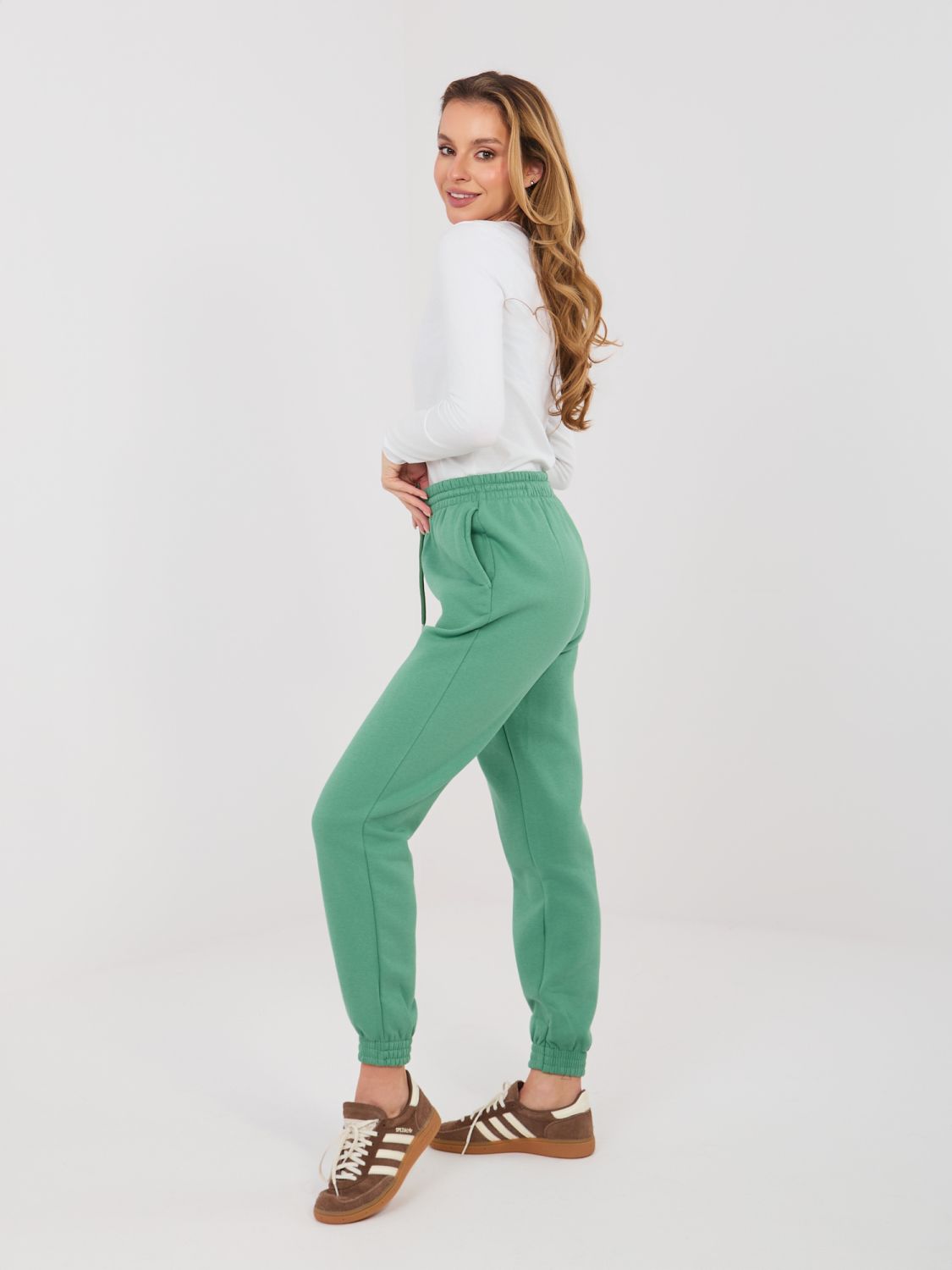 Pantaloni de trening pistachio cu talie înaltă