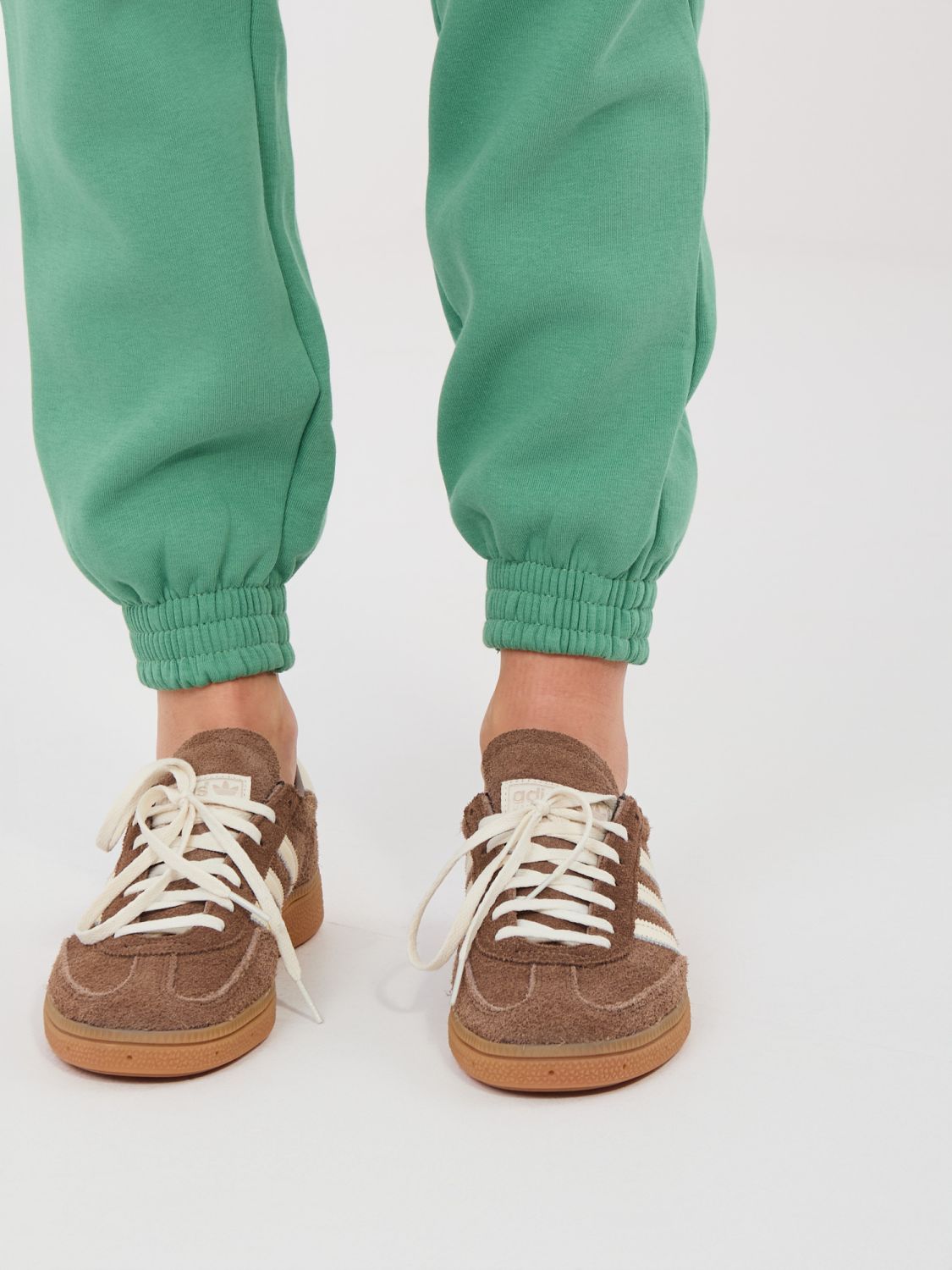 Pantaloni de trening pistachio cu talie înaltă