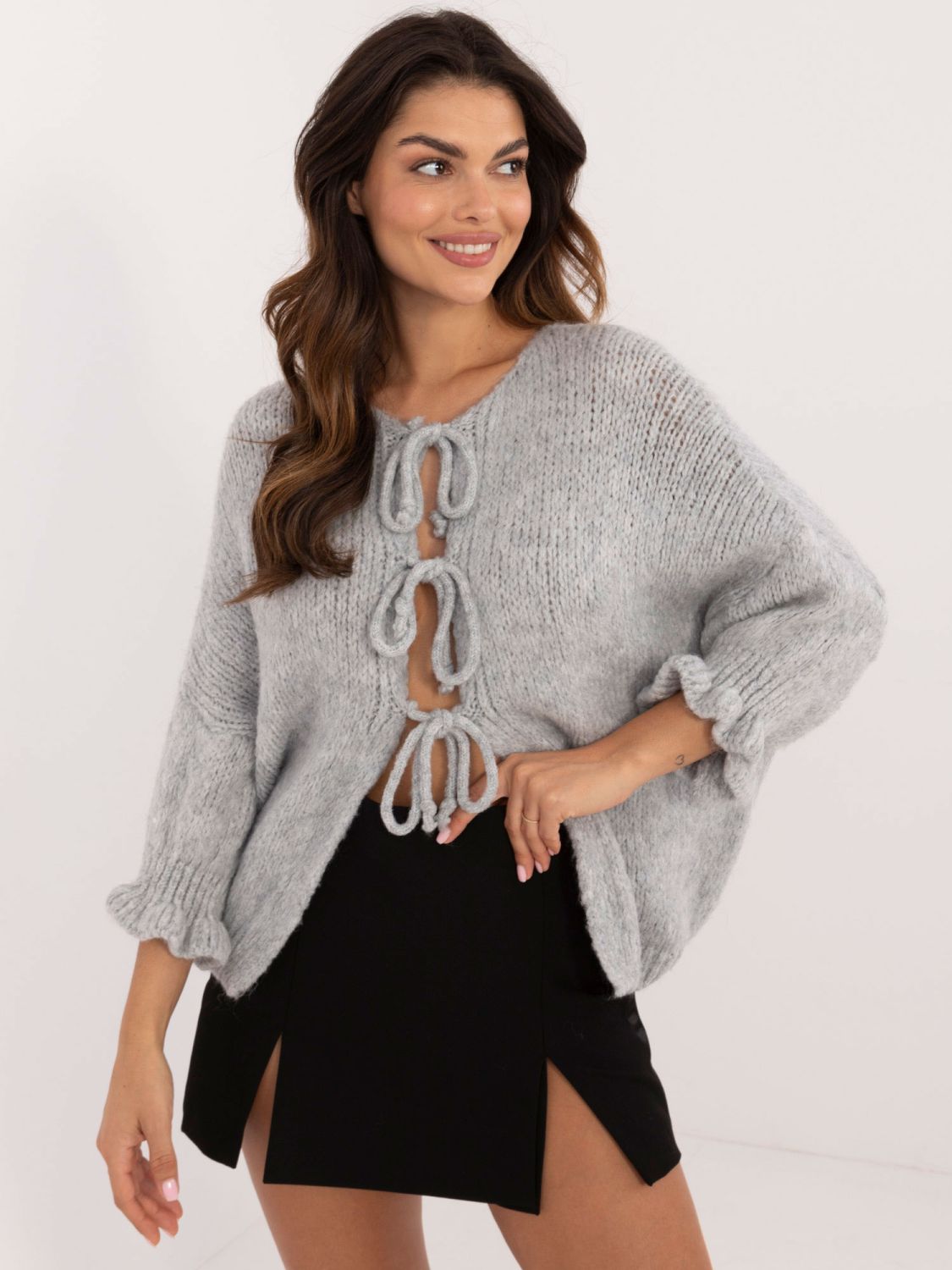 Pulover gri elegant cu legare