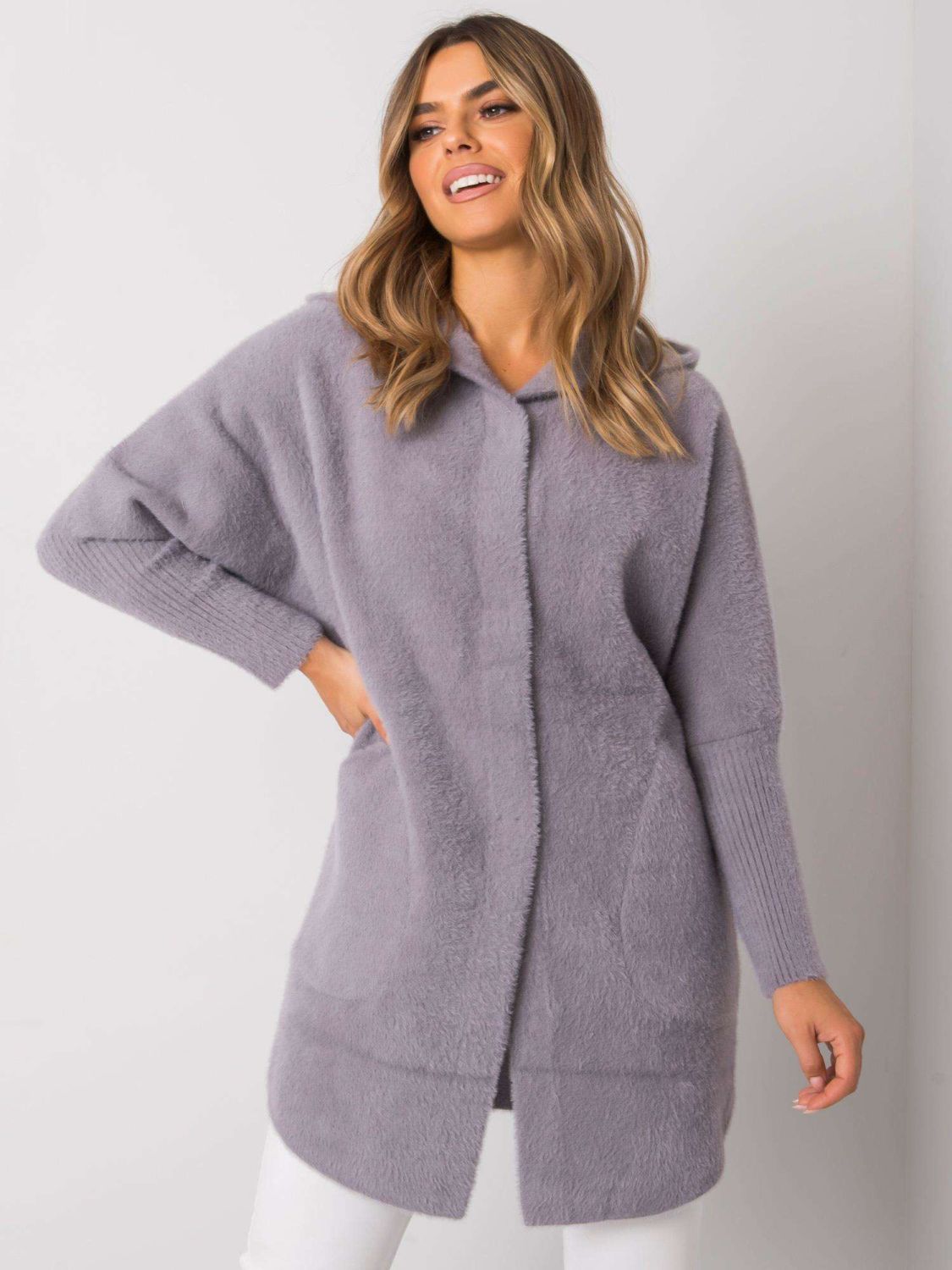 Palton gri din alpaca cu glugă