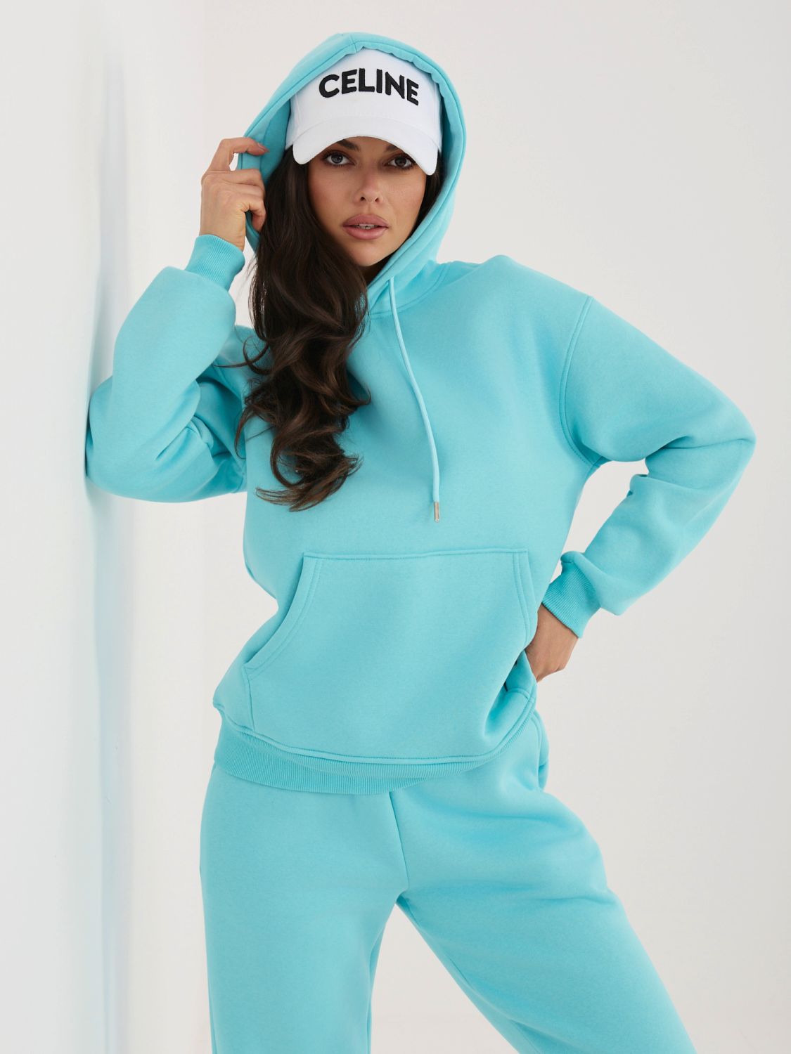 Set turcoaz cu hanorac și mâneci lungi