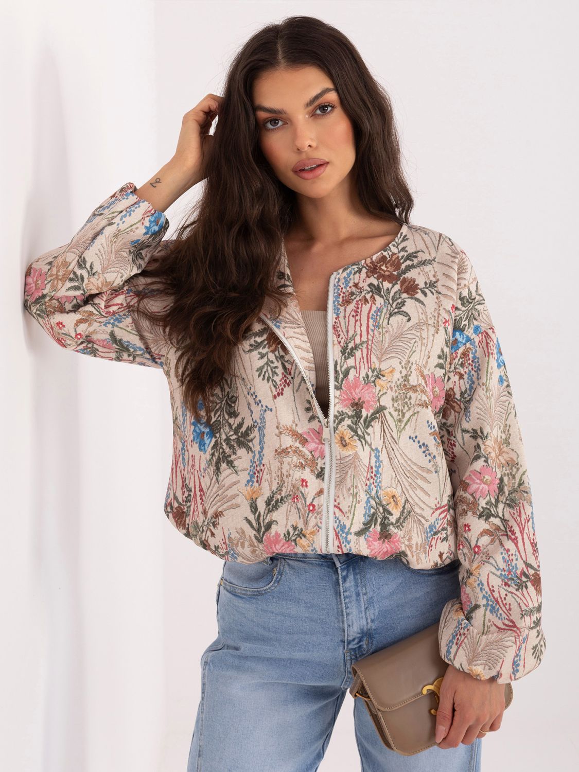 Geacă bomber verde cu imprimeu floral și căptușeală