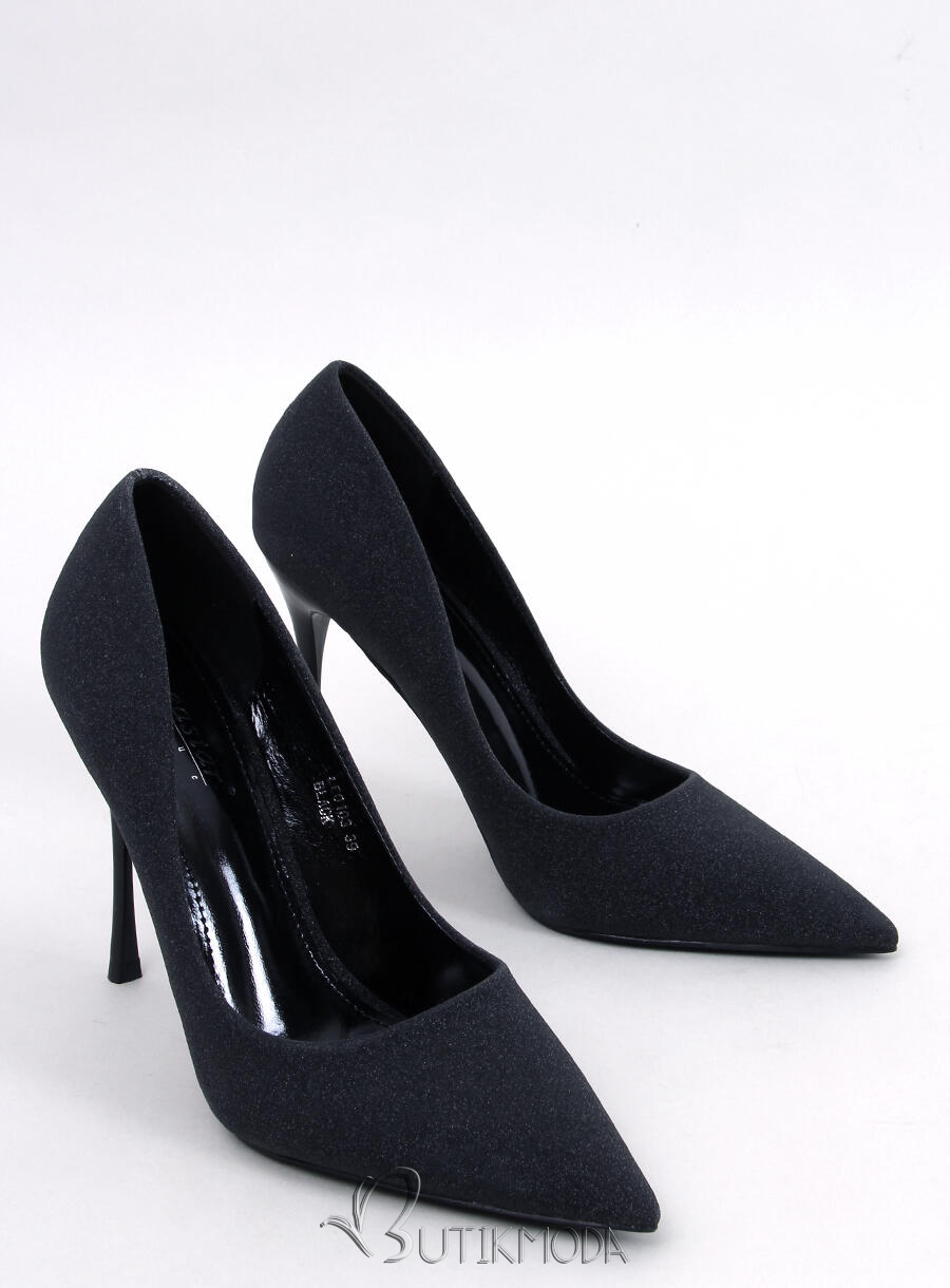 Pantofi negri lucioși și eleganți