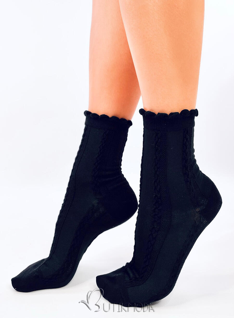 Șosete negre tricotate cu model 01
