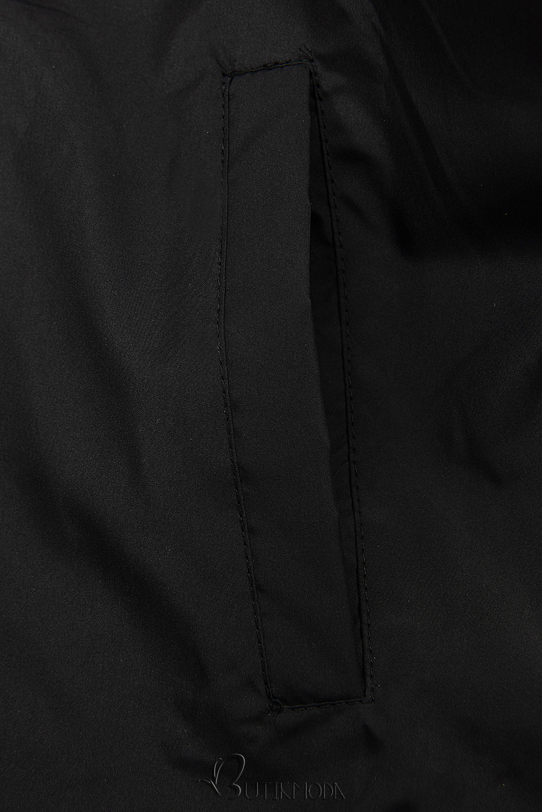 Jachetă de tranziție reversibilă neagră