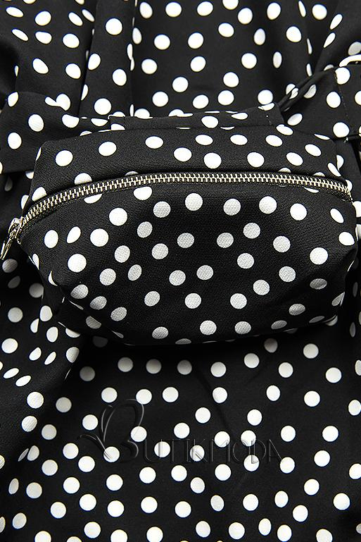 Rochie neagră cu buline și o geantă mică în talie