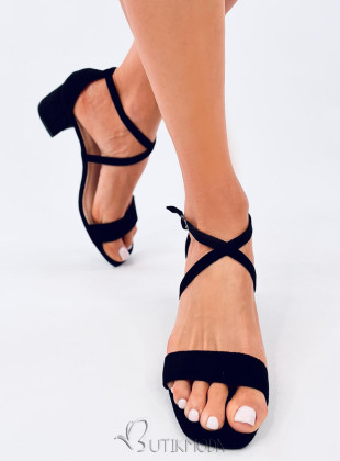 Sandale negre cu toc mic