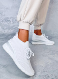 Teniși sport albi din material elastic