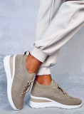 Teniși sport bej din material elastic