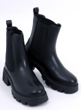 Botine înalte de culoare neagră