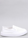 Teniși slip-on perforați albi