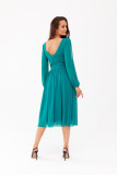 Rochie evazată cu decolteu petrecut și mâneci lungi, verde deschis