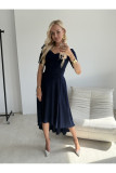 Rochie midi bleumarin cu decolteu asimetric