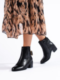 Botine negre elegante cu cataramă