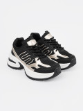 Sneakers negri cu detalii aurii