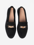 Mocasini negri din suede cu decor elegant auriu