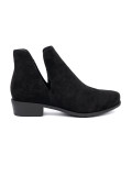Botine negre cu decupaje